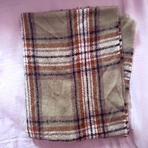 Plaid scarf